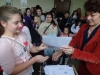 Грамоти за участие с много усмивки